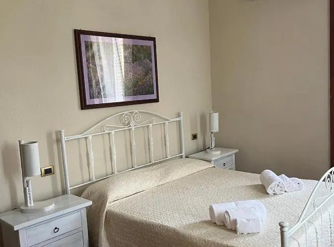 לינה וארוחת בוקר Tenuta Santa Caterina 4*