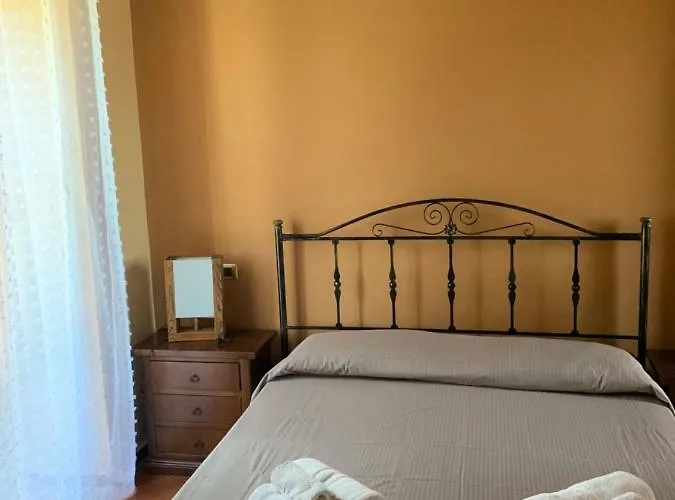 Tenuta Santa Caterina לינה וארוחת בוקר 4*