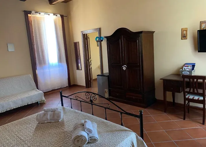 לינה וארוחת בוקר Tenuta Santa Caterina 4*