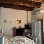 Oda ve Kahvaltı Tenuta Santa Caterina 4*