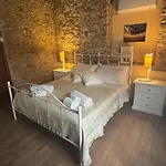 Couette-café Tenuta Santa Caterina 4*