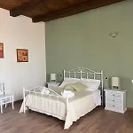 Tenuta Santa Caterina Couette-café 4*