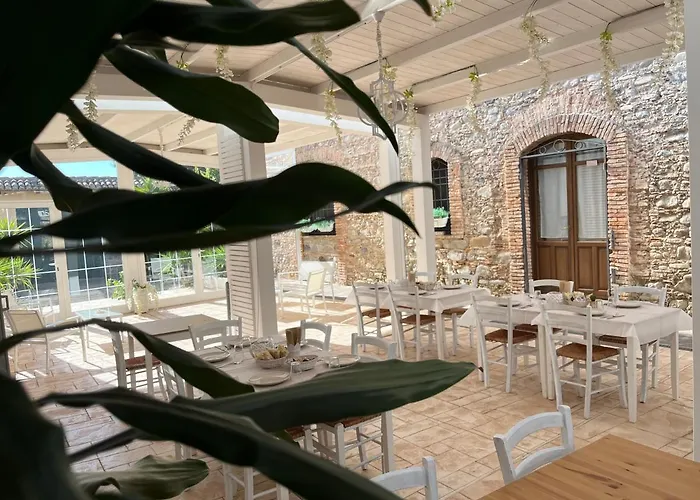 Tenuta Santa Caterina לינה וארוחת בוקר רוסאנו