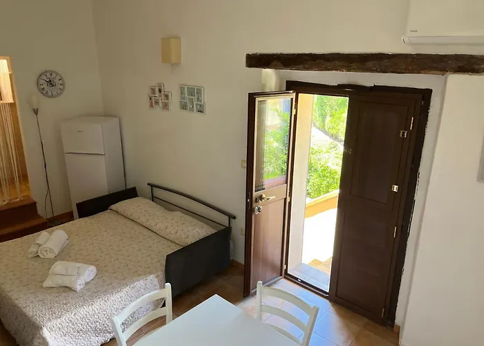 לינה וארוחת בוקר Tenuta Santa Caterina רוסאנו